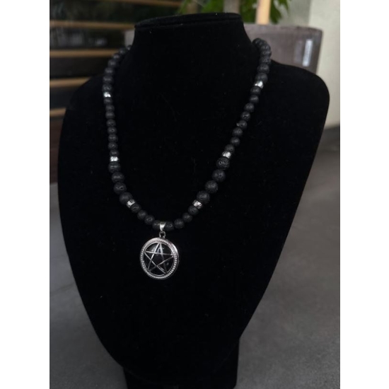 Ręcznie robiony gotycki naszyjnik z pentagramem